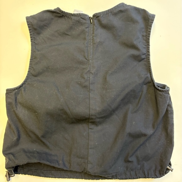 H&M Black sleeveless muscle crop tee top blouse pull strings zip back size XXS - Picture 7 of 7